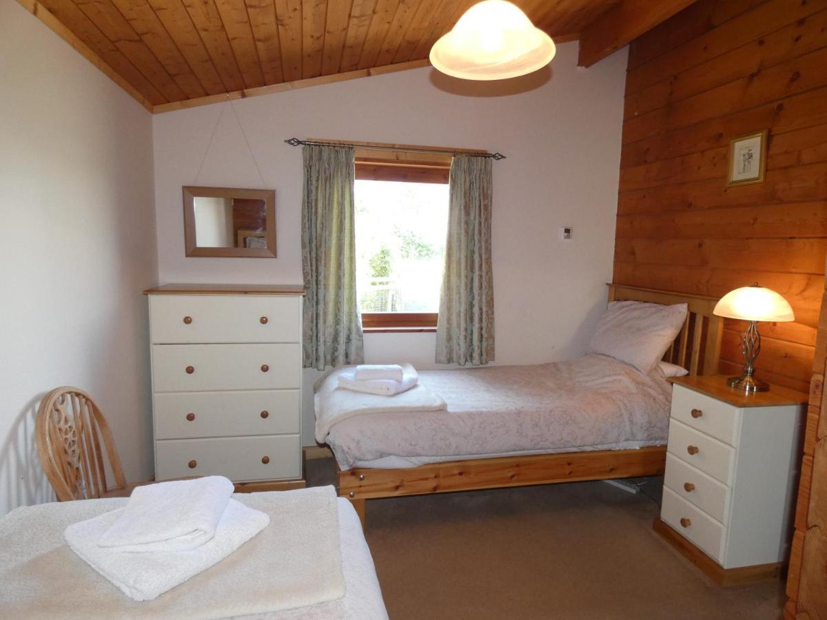 Chestnut Lodge Pilling ภายนอก รูปภาพ